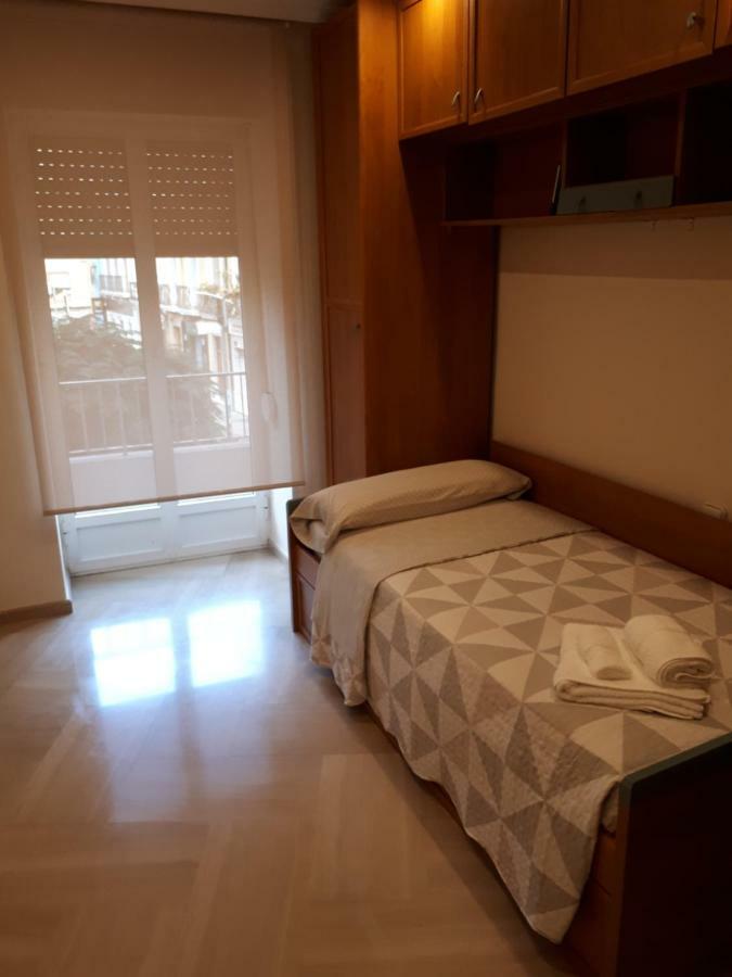 Calle Periodista Pirula Arderius, 1 Primero Alicante Exteriör bild